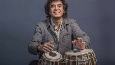 Photo of India’s Zakir Hussain, the tabla maestro with ‘dancing fingers’, dies