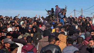 Photo of Gaza residents stream home to the north after hostage breakthrough