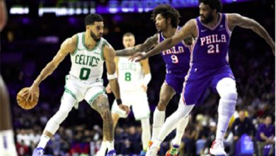 Photo of Jayson Tatum logs triple-double as Celtics trounce 76ers