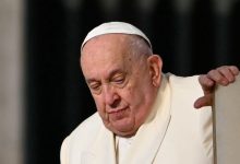 Photo of Pope Francis in critical condition after health worsens, Vatican says