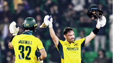 Photo of Inglis trumps Duckett as Australia defeat England in record chase