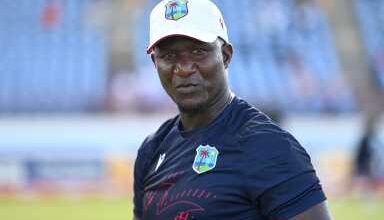 Photo of Head Coach Sammy fined after criticism of match official