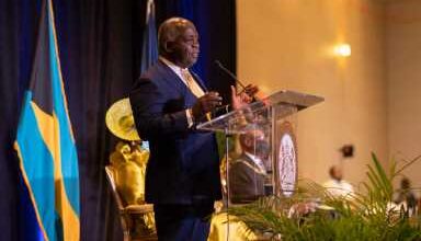 Photo of Bahamian hospital project sparks rift