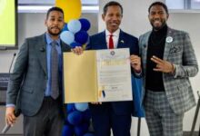 Photo of Antonio Reynoso honors Shyne with Key to Brooklyn