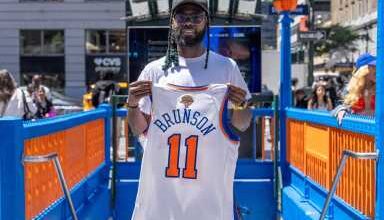 Photo of Knicks-mania color Big Apple orange fanfare
